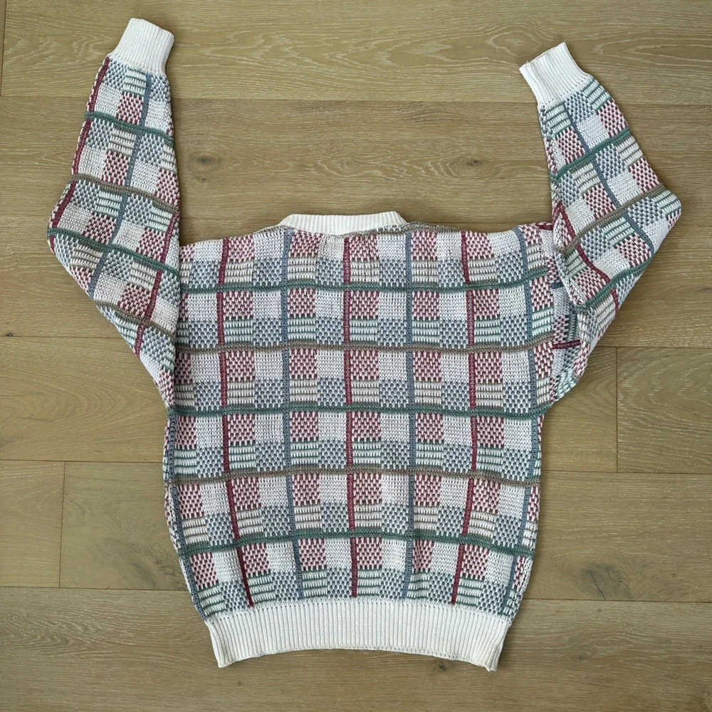 80s 90s Royal Knight preppy geometric pastel sweater men's size M - Picture 5 of 7